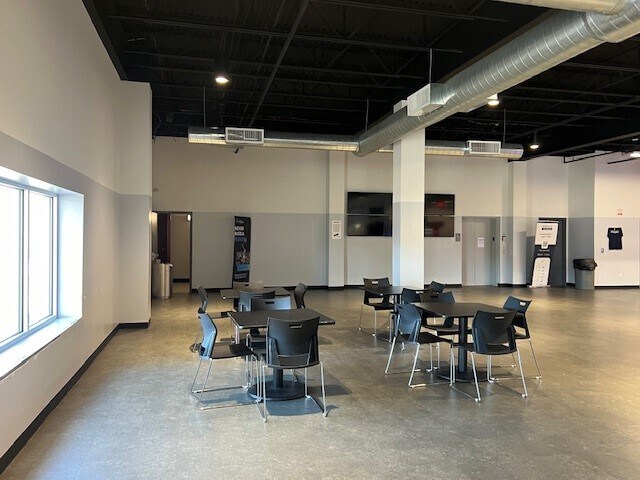 More Photos Of 150 Woodward Rd, Manalapan Township Sports And Entertainment For Lease