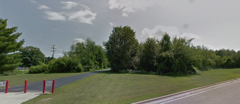 More Photos Of N Dickenson @ Saginaw Rd, Coleman Land For Sale