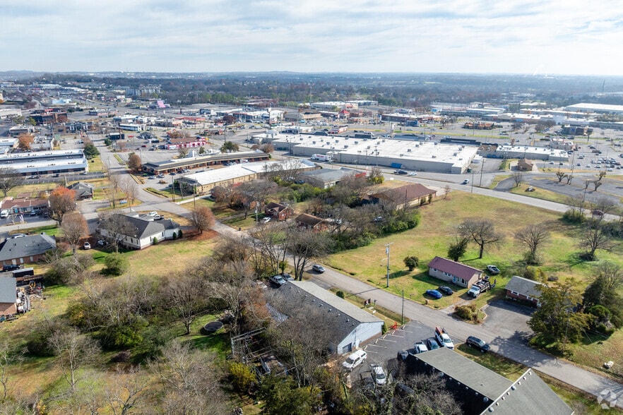 More Photos Of 125 Glancy St, Goodlettsville Office For Sale