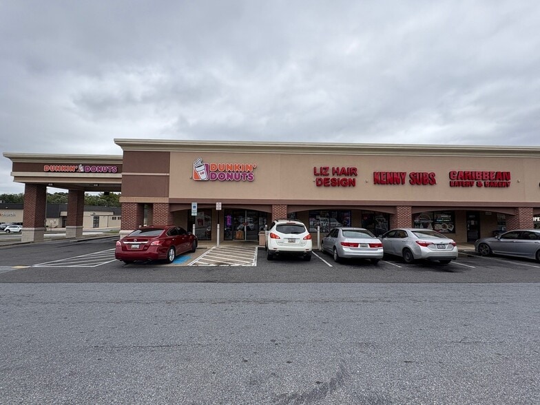 More Photos Of 8831-8865 Greenbelt Rd, Greenbelt General Retail For Sale