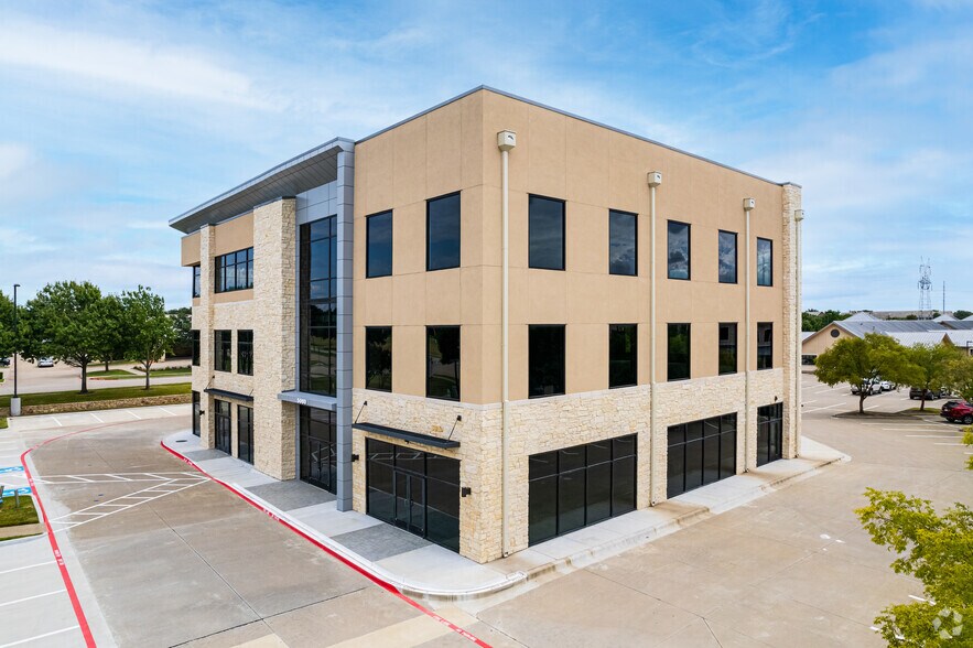 More Photos Of 5060 Tennyson Pky, Plano Medical For Sale