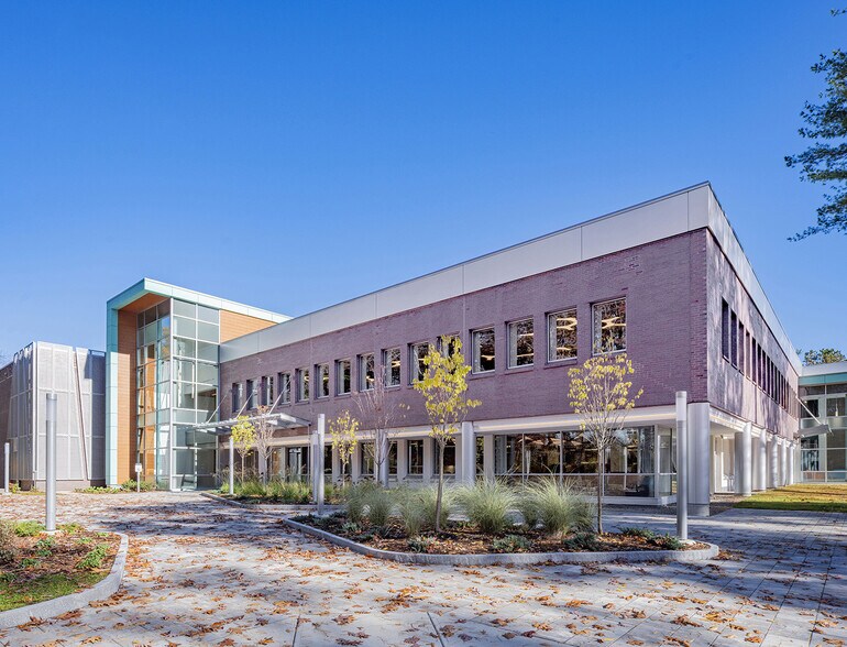 More Photos Of 4 Maguire Rd, Lexington Research And Development For Lease