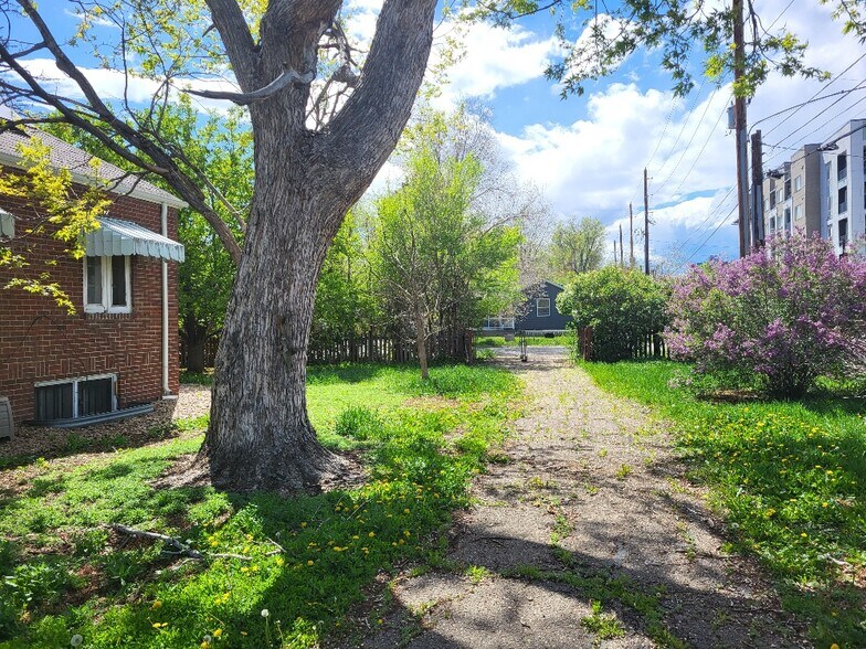 More Photos Of 980 Benton St, Lakewood Land For Sale