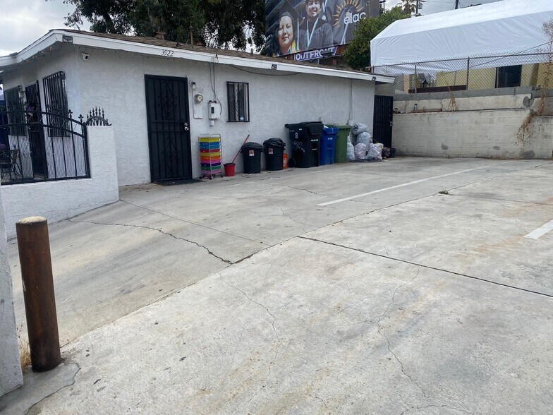 More Photos Of 3916-3920 E 3rd St, Los Angeles Storefront Retail Residential For Lease