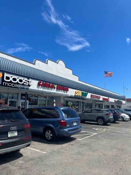 More Photos Of 1929-1953 Pembroke Rd, Hollywood Storefront Retail Residential For Lease