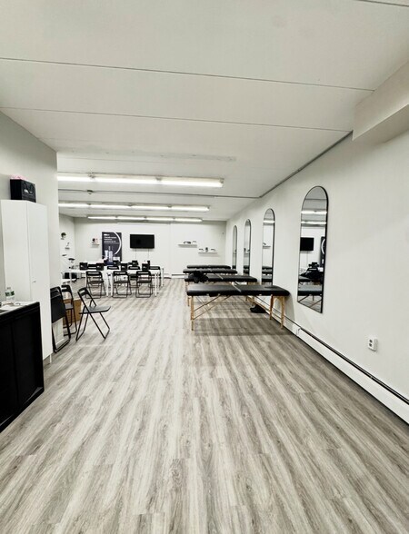 More Photos Of 83-85 Power Rd, Pawtucket Office For Sale