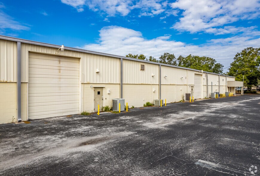 More Photos Of 5250 140th Ave N, Clearwater Manufacturing For Lease
