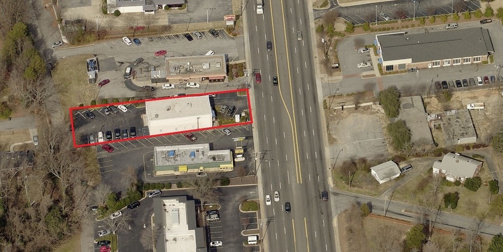 More Photos Of 941 N Pleasantburg Dr, Greenville Office For Lease