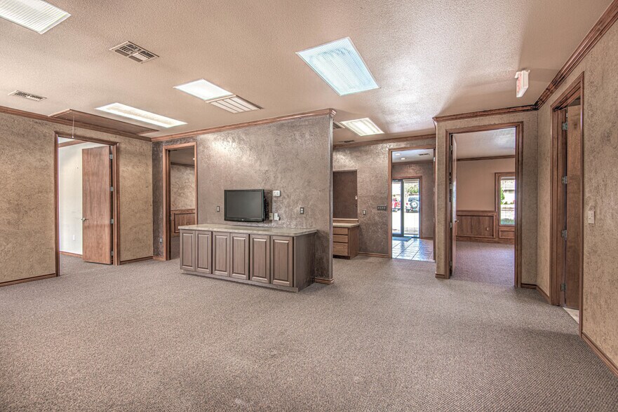 More Photos Of 2566 Blue Meadow Dr, Temple Office Residential For Lease