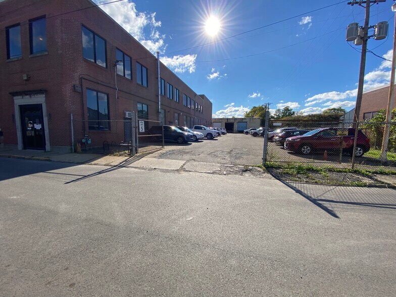 More Photos Of 501 Robb St, McKees Rocks Warehouse For Sale