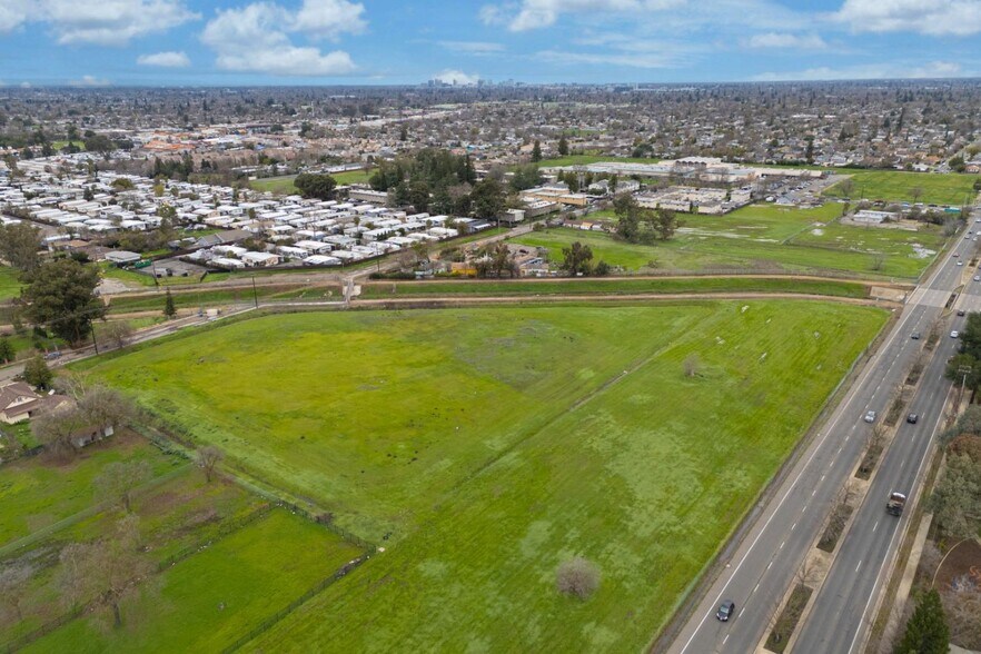 More Photos Of 6451 Elder Creek Rd, Sacramento Land For Sale