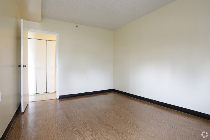 More Photos Of 300 Atlantic Ave, Atlantic City Apartments For Lease