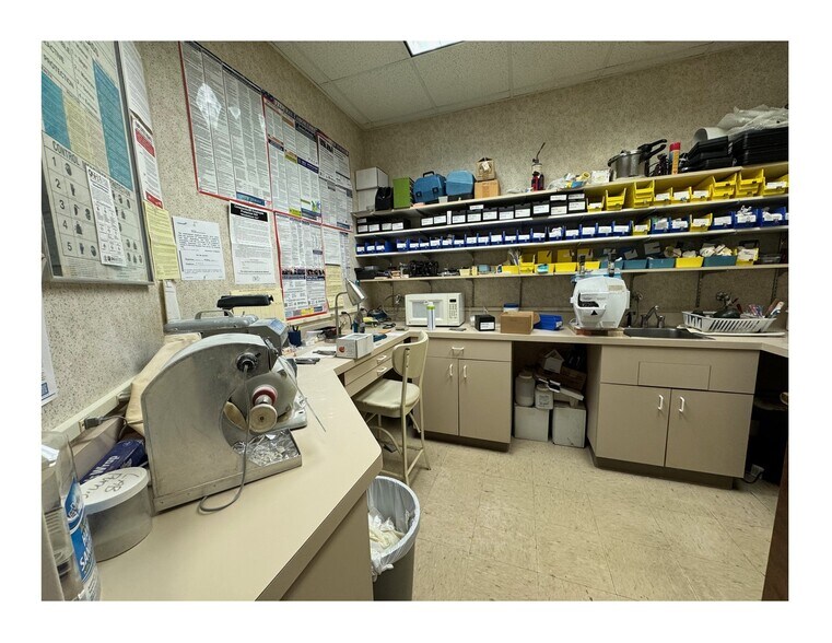 More Photos Of 160 S Livingston Ave, Livingston Office For Lease