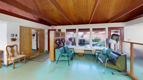 More Photos Of 200 Eastwood Dr, Mount Vernon Storefront Retail Residential For Sale