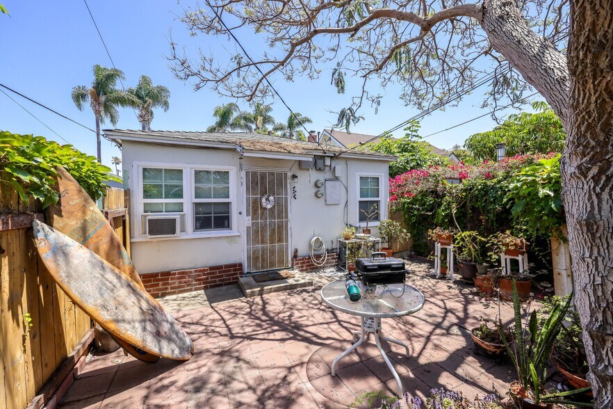 More Photos Of 4637 Larkspur St, San Diego Apartments For Sale