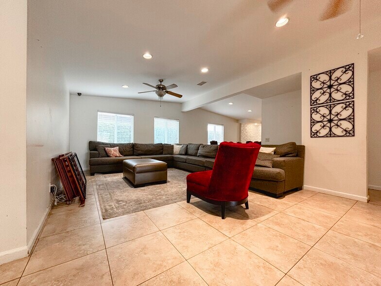 More Photos Of 44755 Deep Canyon Rd, Palm Desert Assisted Living For Sale