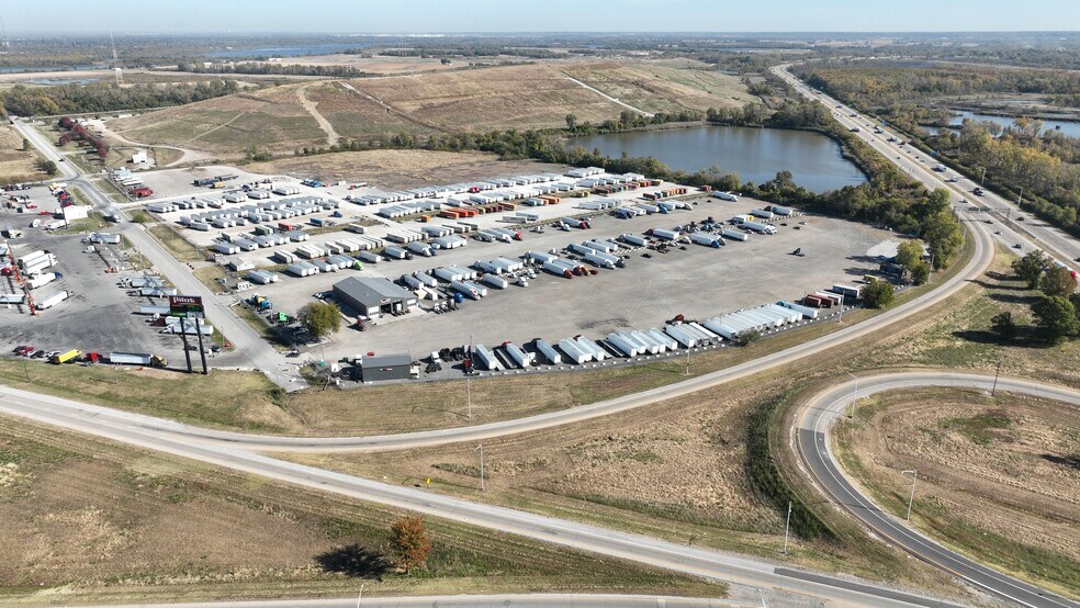 More Photos Of 895 Madison Rd, Madison Land For Lease