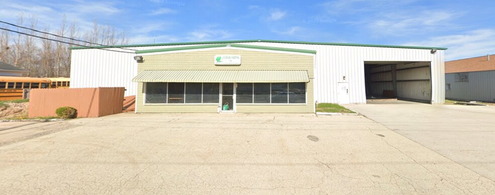 More Photos Of 161 Second Ave, Rochelle Warehouse For Lease