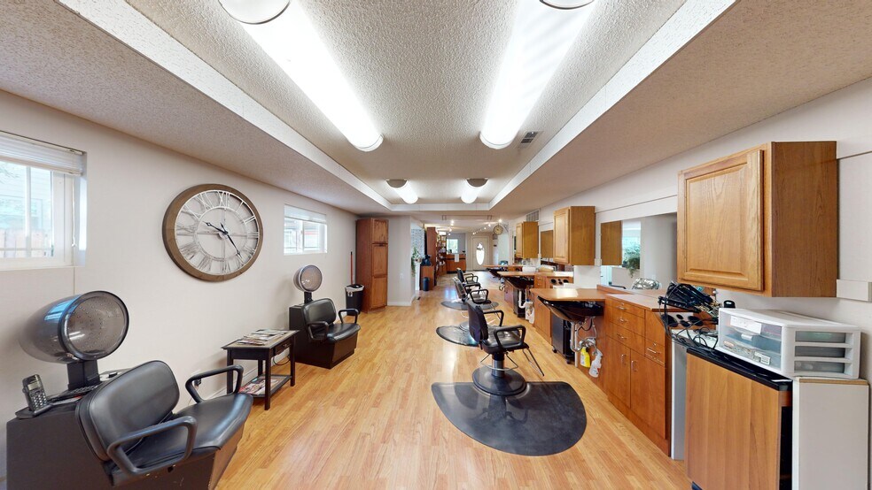 More Photos Of 191 Wyoming St, Lander Office For Sale