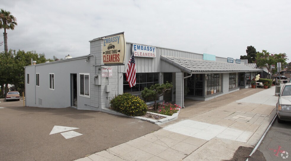 More Photos Of 4312-4320 Voltaire St, San Diego Storefront Retail Office For Lease