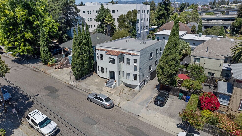 More Photos Of 74 Pearl St, Oakland Apartments For Sale