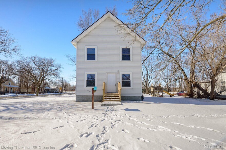 More Photos Of 230 Almyra Ave, Monroe Apartments For Sale