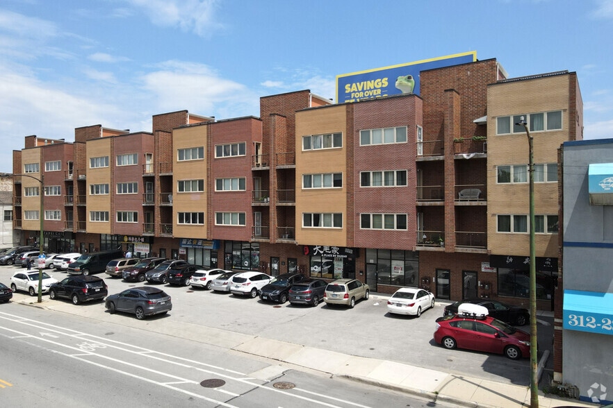 More Photos Of 2627 S Halsted St, Chicago Apartments For Lease