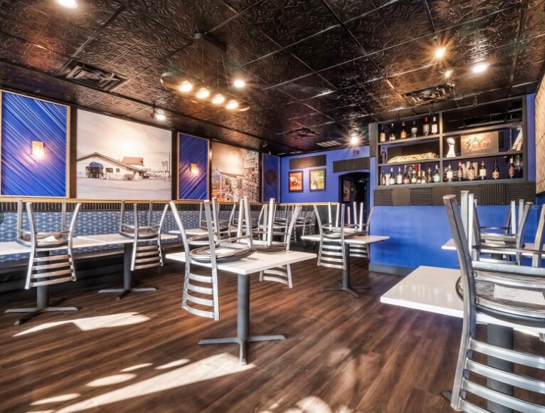 More Photos Of 3800-3822 Edgewater Dr, Orlando Unknown For Lease