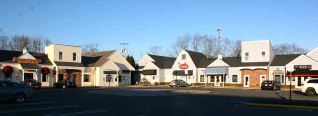 More Photos Of 833 W Park Ave, Ocean Unknown For Lease