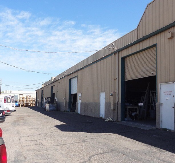More Photos Of 1832-1840 E 3rd St, Tempe Warehouse For Lease