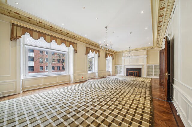 More Photos Of 3448 Rue Stanley, Montréal Office For Sale