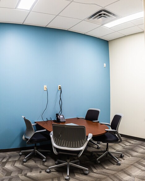 More Photos Of 14189 NW 129th Way, Alachua Office For Lease