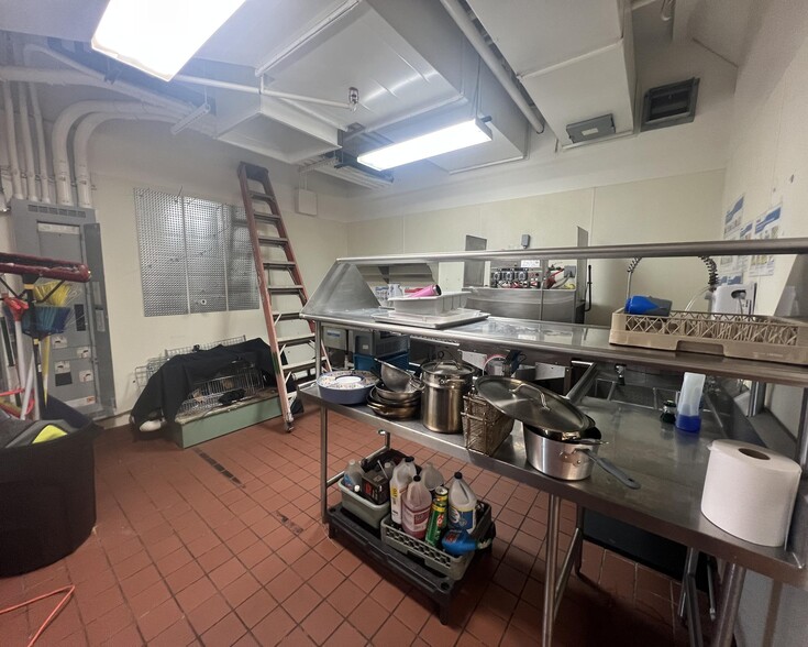 More Photos Of 2201 Locust St, Saint Louis Lodge Meeting Hall For Sale