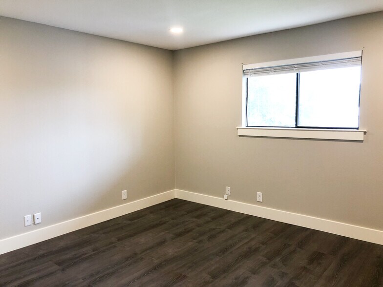 More Photos Of 9410 Anderson Mill Rd, Austin Loft Creative Space For Sale