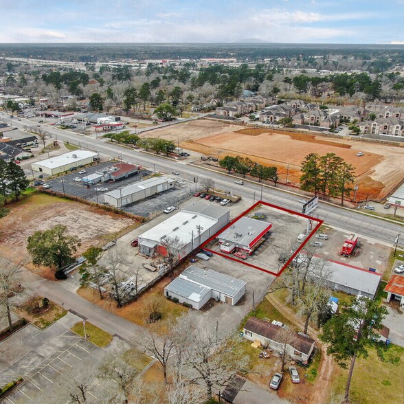 More Photos Of 1612 N Frazier St, Conroe Fast Food For Lease