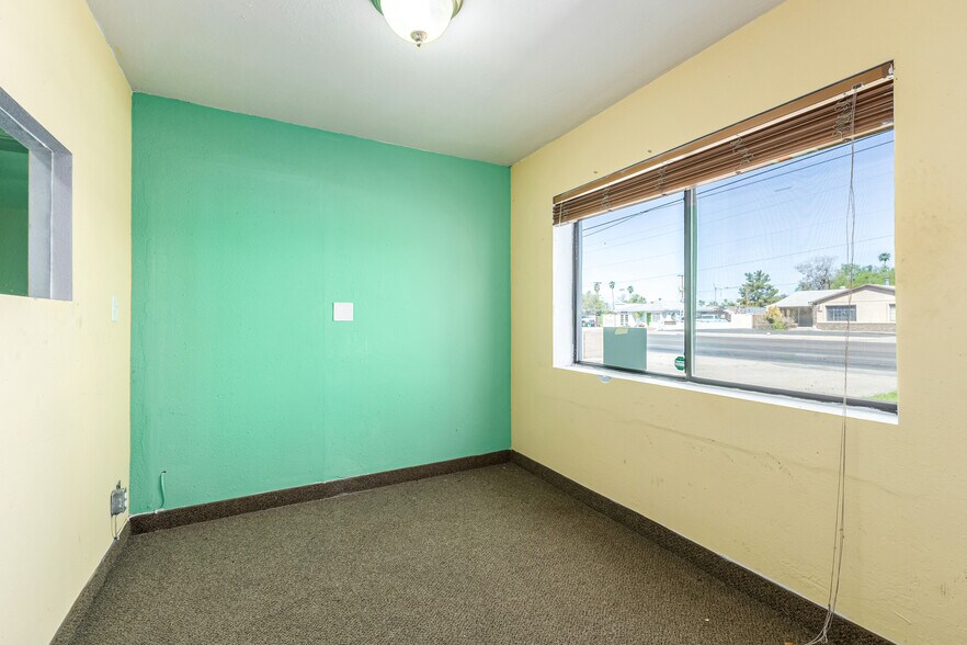 More Photos Of 545 E University Dr, Mesa Office For Sale