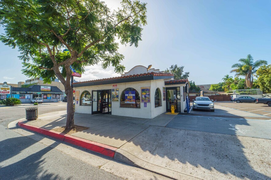 More Photos Of 719 W Washington St, San Diego Fast Food For Sale