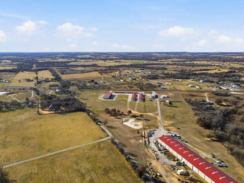 More Photos Of 9910 TX-199 Hwy, Poolville Specialty For Sale