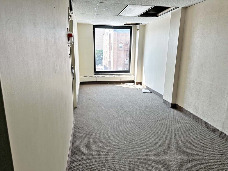 More Photos Of 401 Adams Ave, Scranton Office For Sale