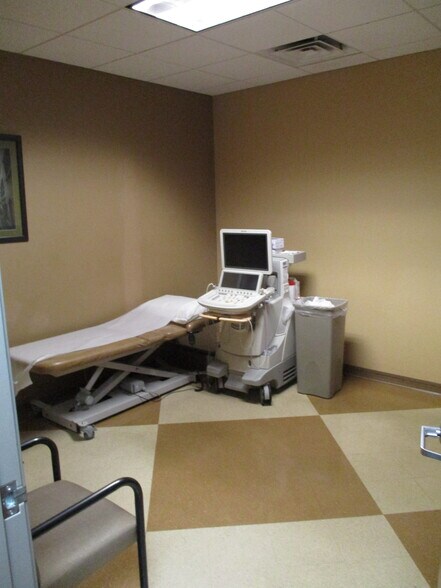 More Photos Of 333 N Dobson Rd, Chandler Office For Sale