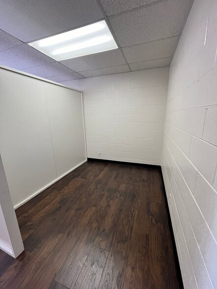 More Photos Of 14231 Garden Rd, Poway Office Residential For Lease