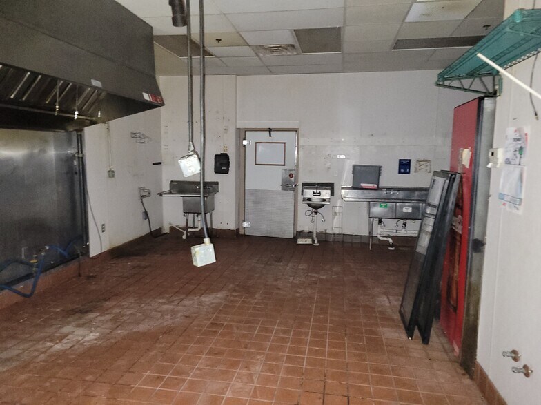 More Photos Of 5753-5783 Old Winder Hwy, Braselton Restaurant For Lease