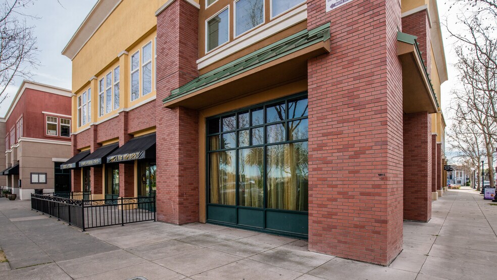 More Photos Of 700 Main St, Suisun City Storefront Retail Office For Sale