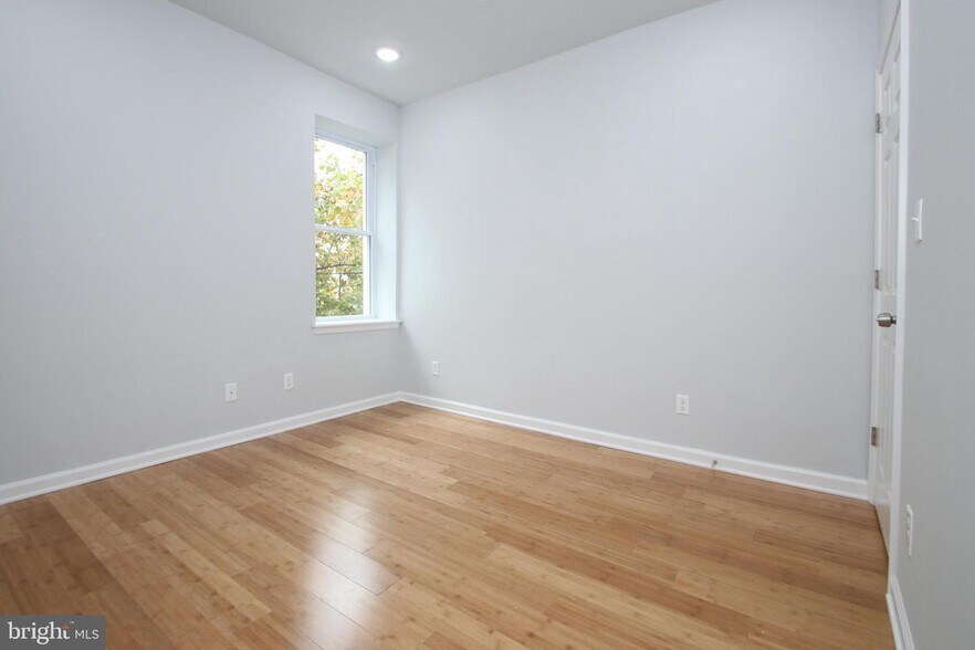 More Photos Of 5840 W Girard Ave, Philadelphia Apartments For Sale