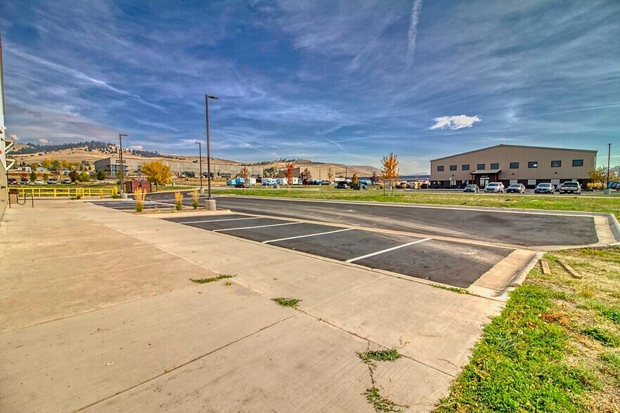 More Photos Of 5811 Sandpiper Dr, Missoula Warehouse For Lease