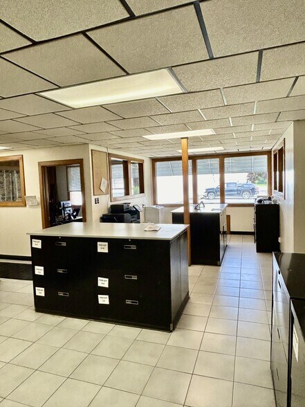 More Photos Of 1 BrightPet Dr, Sherburne Manufacturing For Sale