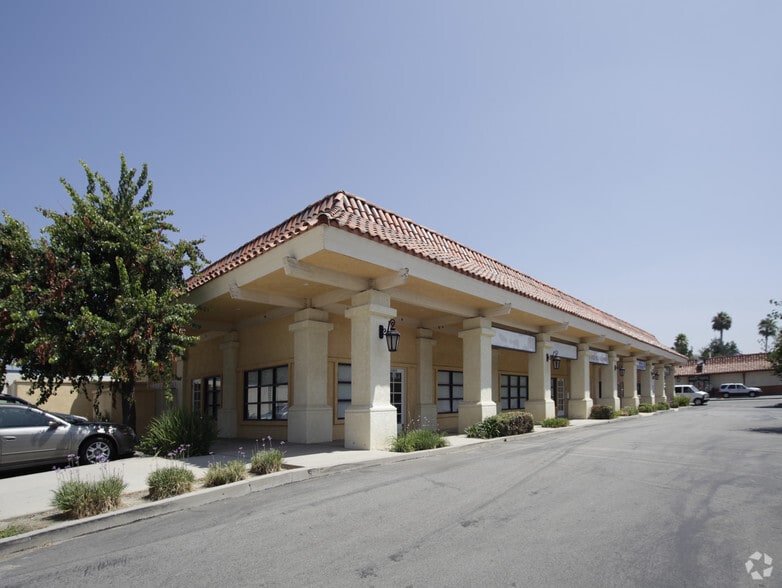 Primary Photo Of 2381 Tapo St, Simi Valley Storefront For Lease