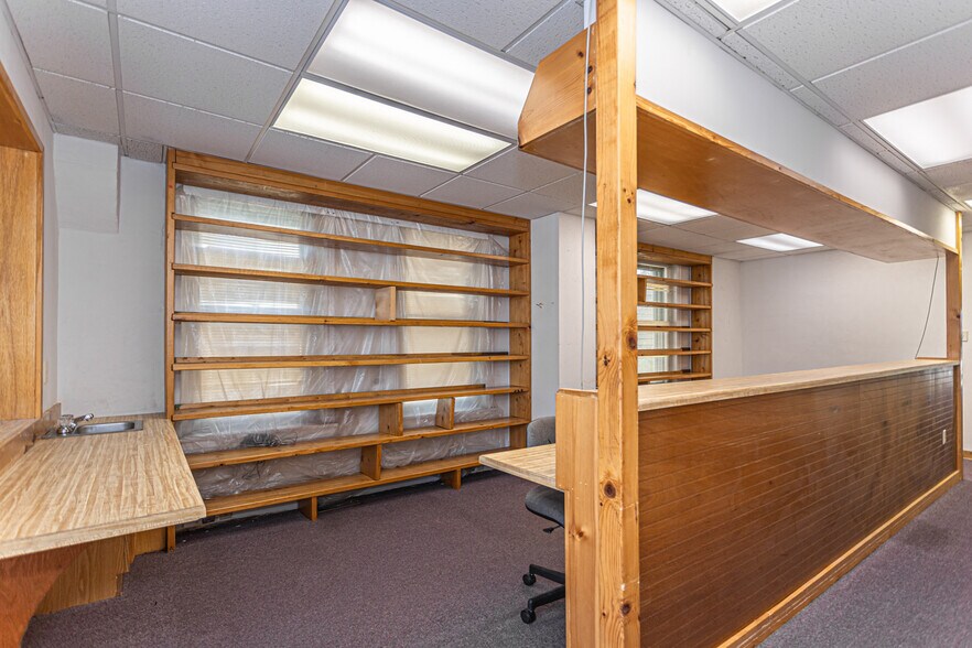 More Photos Of 100-102 W Fornance St, Norristown Medical For Sale