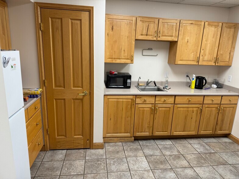 More Photos Of 68 W Center St, Midvale Office Residential For Sale