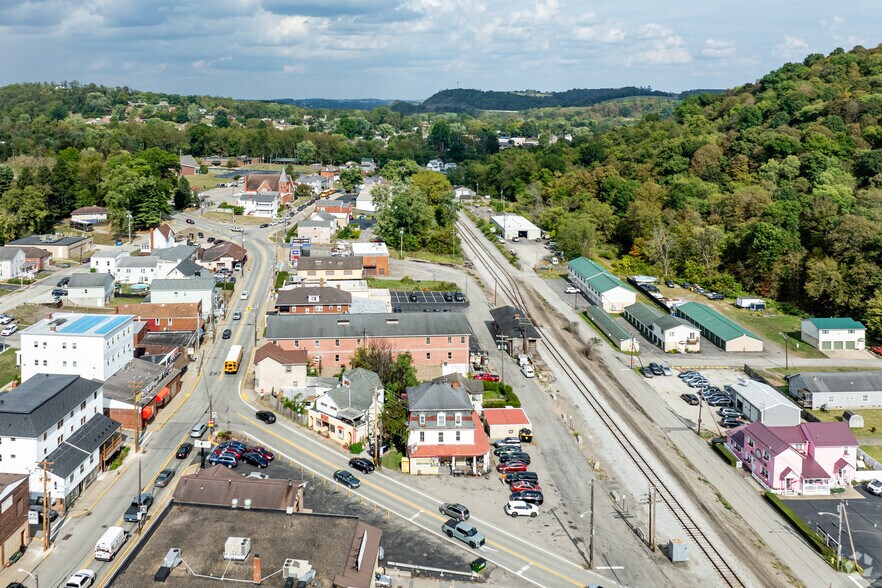 More Photos Of 3710 PA-88, Finleyville Bar For Sale